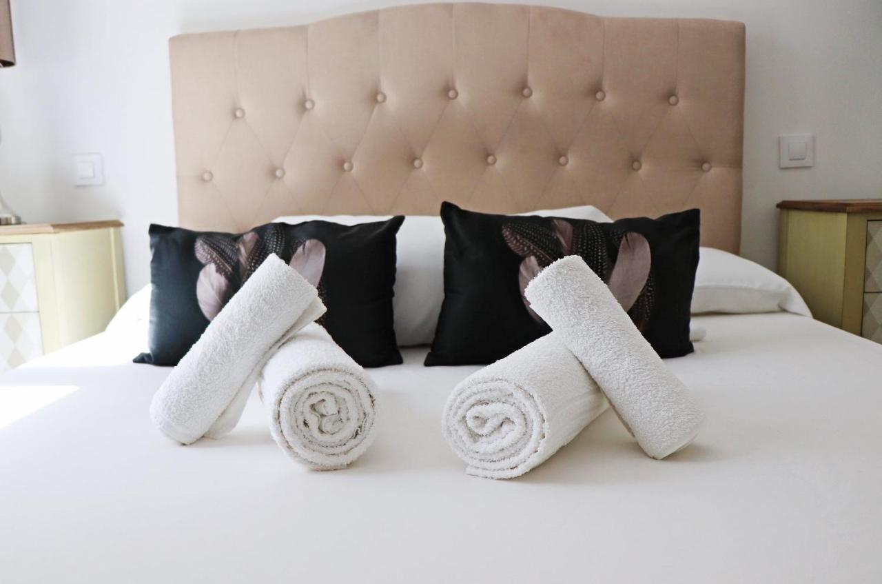 For You Rentals New Design Apartment Temporal Puerta Del Sol Pre10A Madrid Eksteriør billede