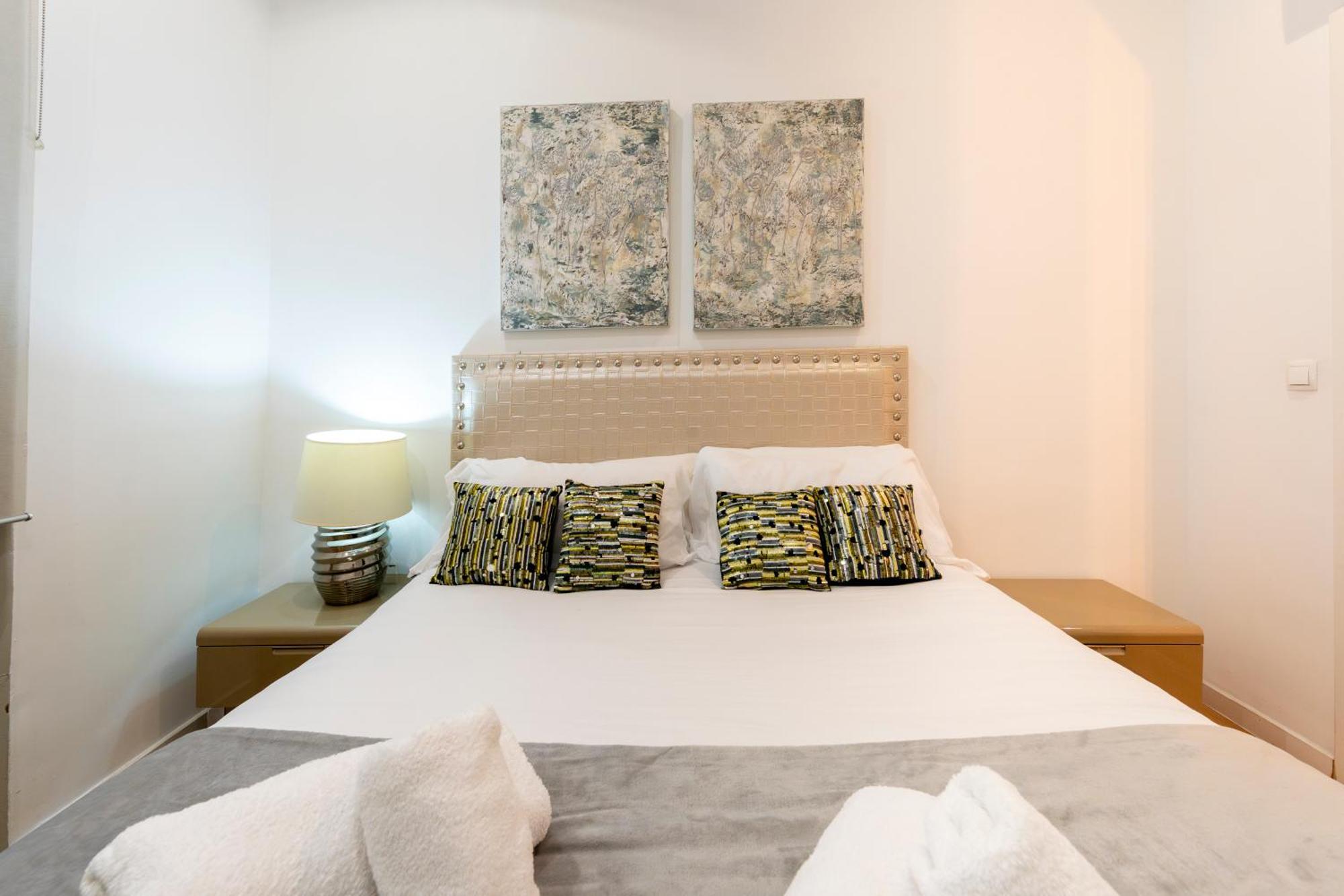 For You Rentals New Design Apartment Temporal Puerta Del Sol Pre10A Madrid Eksteriør billede