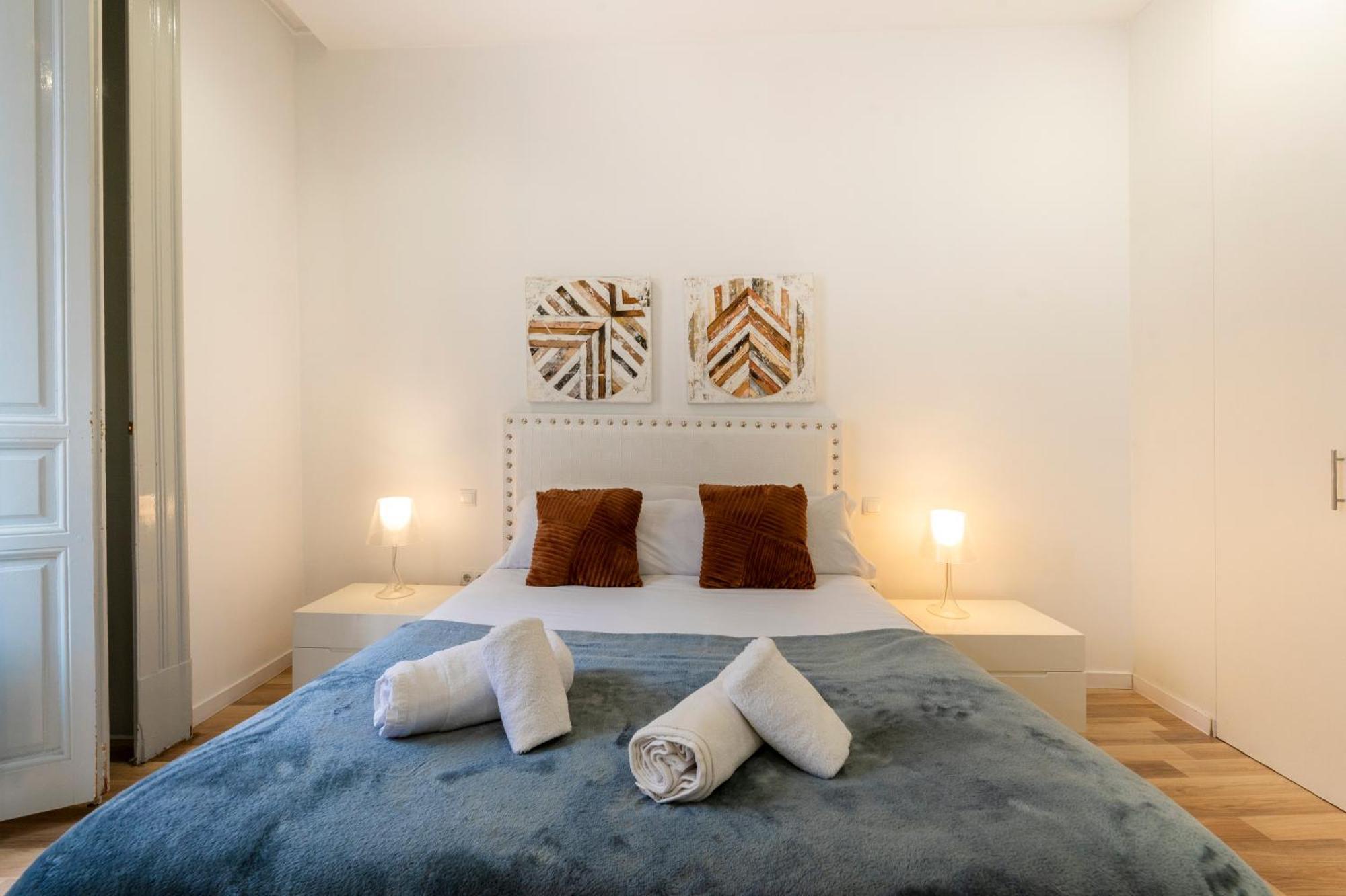 For You Rentals New Design Apartment Temporal Puerta Del Sol Pre10A Madrid Eksteriør billede