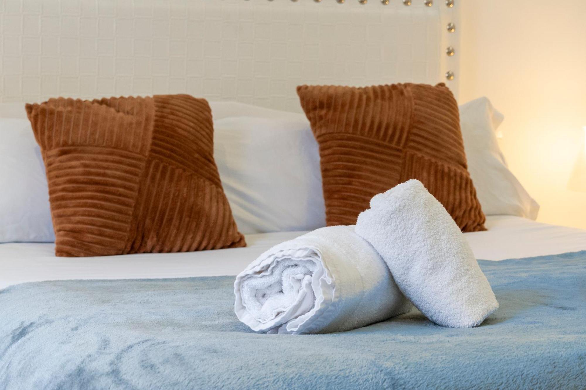 For You Rentals New Design Apartment Temporal Puerta Del Sol Pre10A Madrid Eksteriør billede
