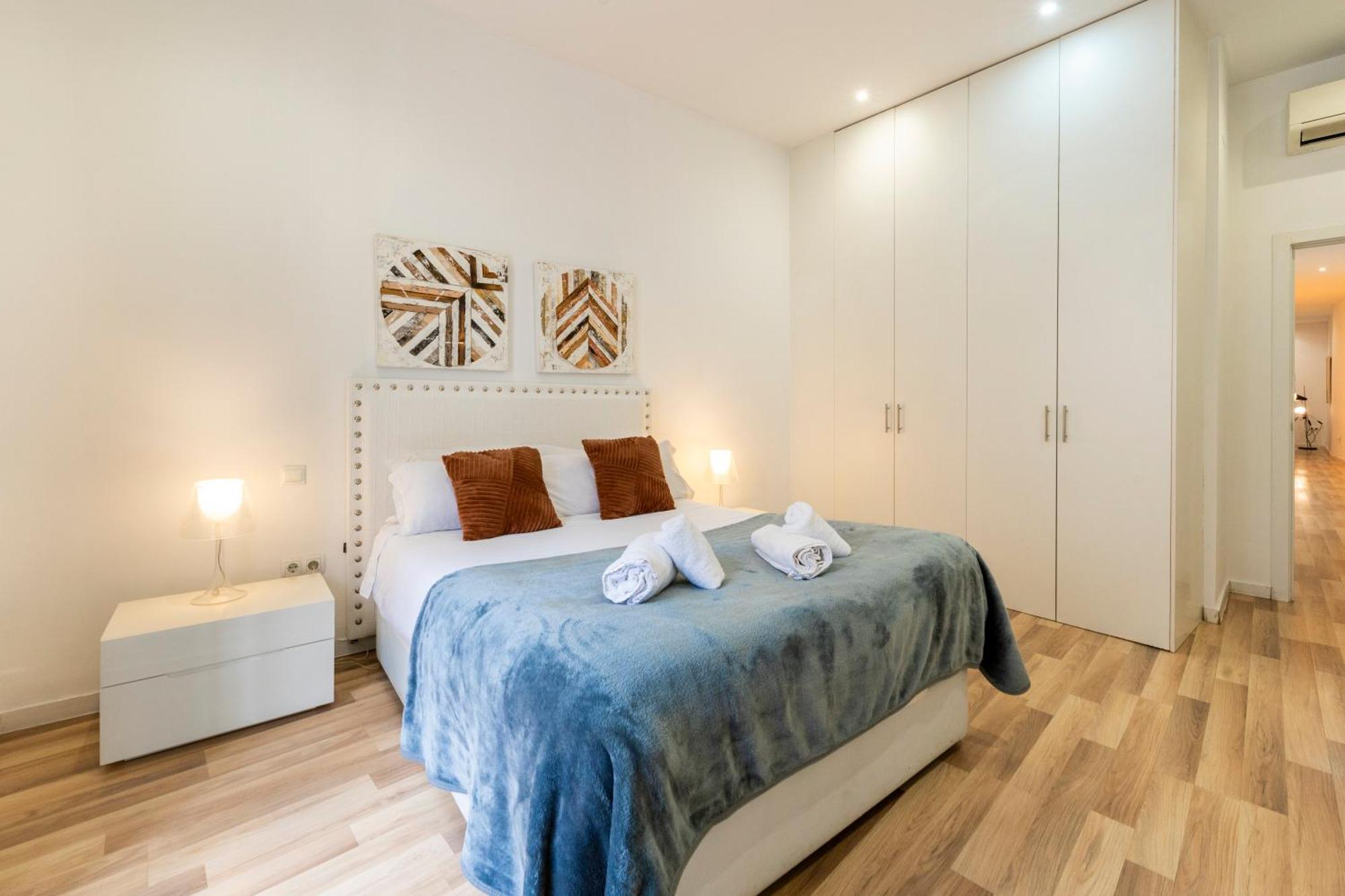 For You Rentals New Design Apartment Temporal Puerta Del Sol Pre10A Madrid Eksteriør billede