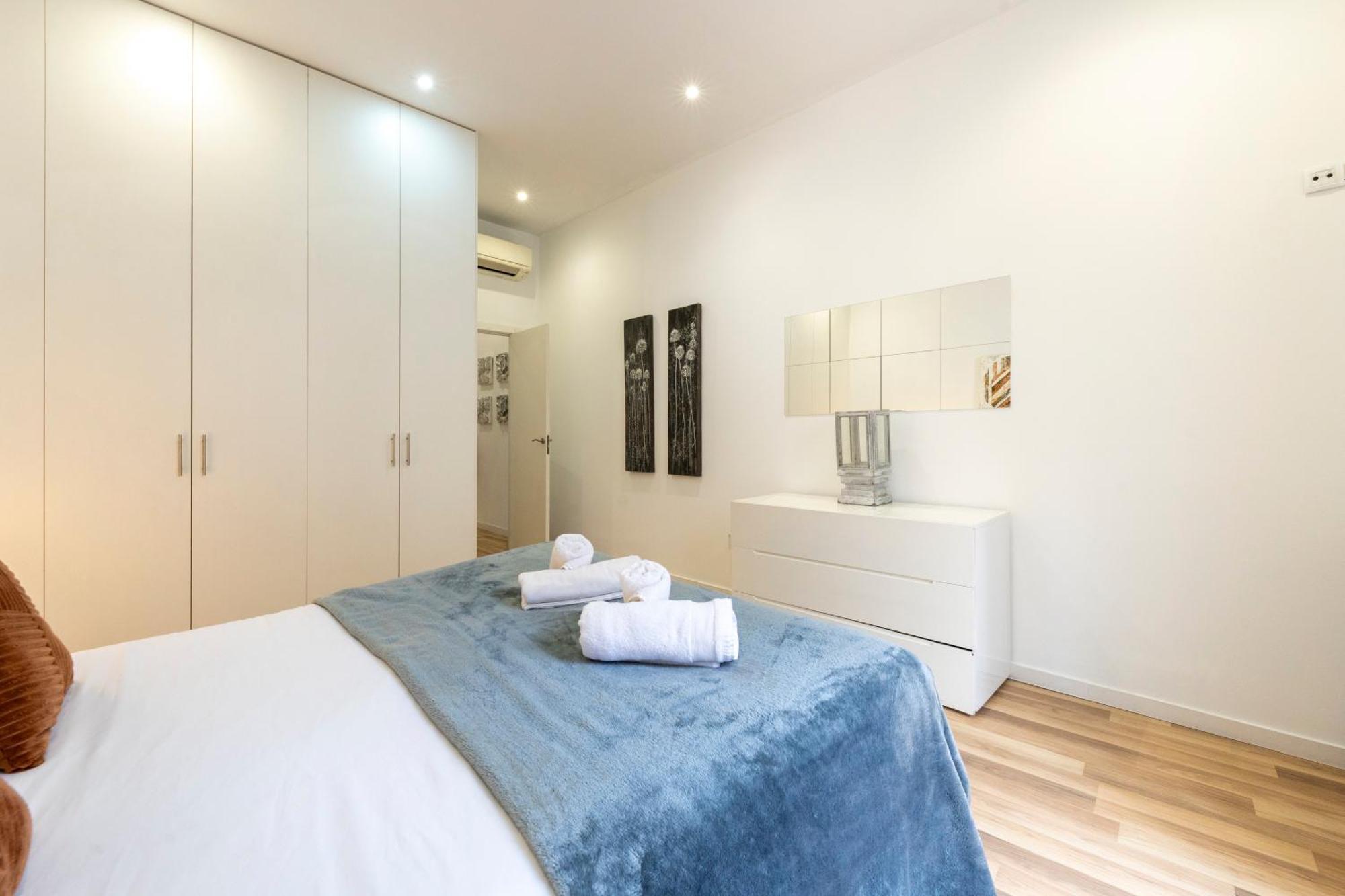 For You Rentals New Design Apartment Temporal Puerta Del Sol Pre10A Madrid Eksteriør billede