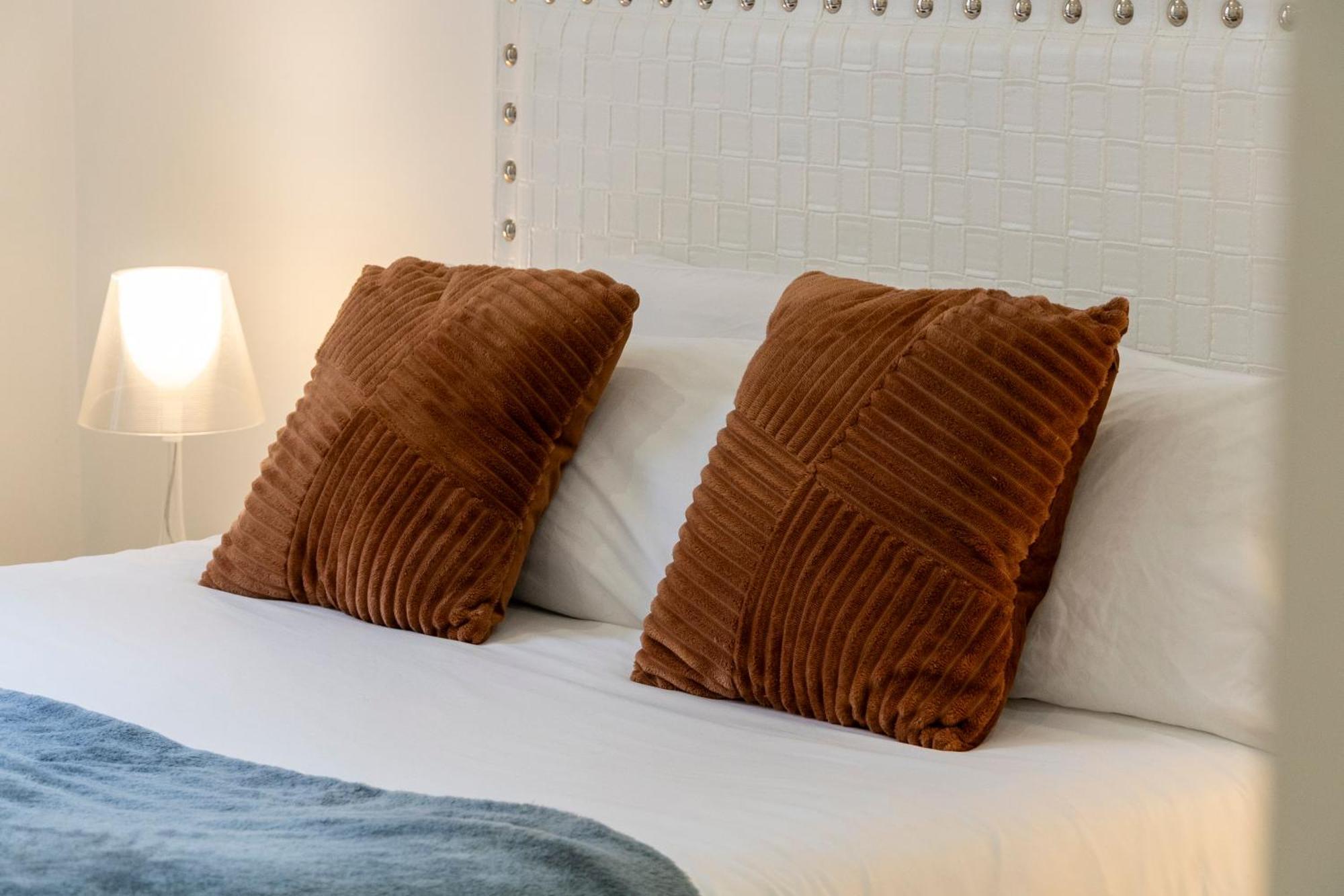 For You Rentals New Design Apartment Temporal Puerta Del Sol Pre10A Madrid Eksteriør billede