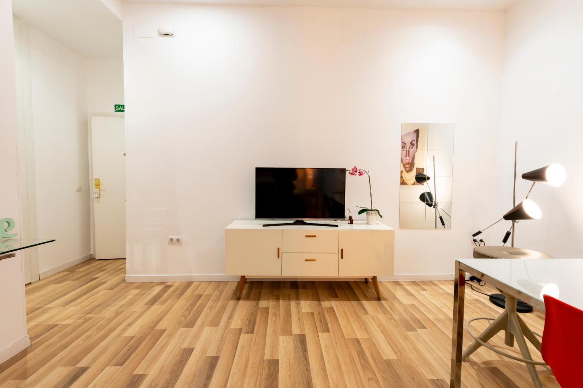 For You Rentals New Design Apartment Temporal Puerta Del Sol Pre10A Madrid Eksteriør billede